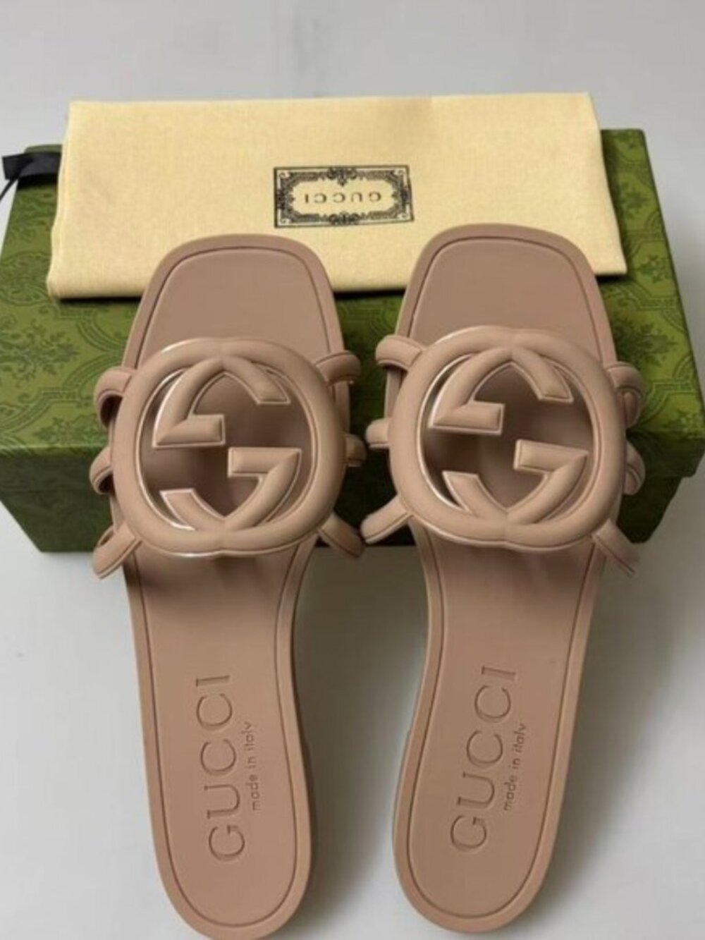 Gucci Light Beige Interlocking G Slide Sandal